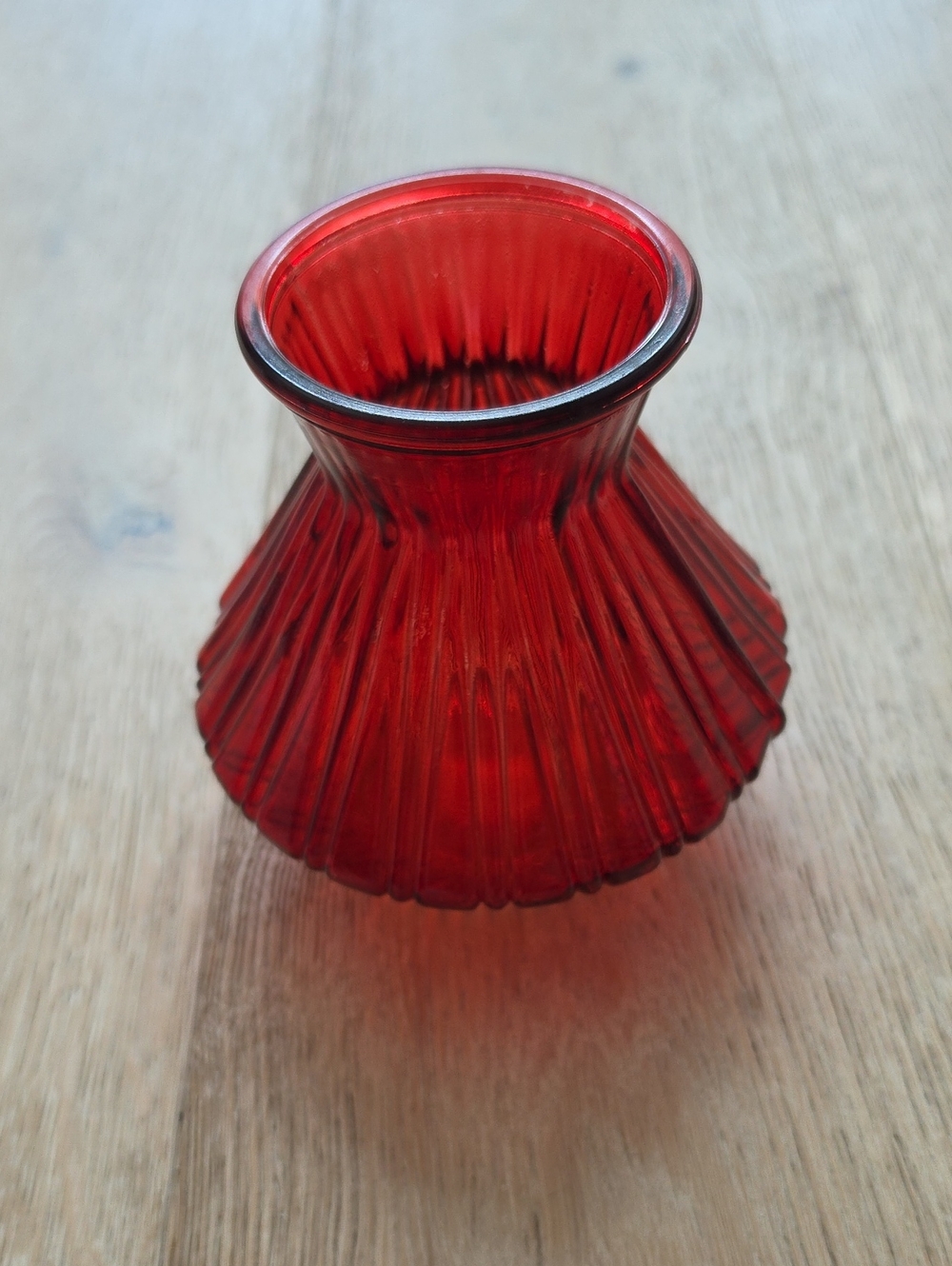 Red Ribbed Small Glass Vase